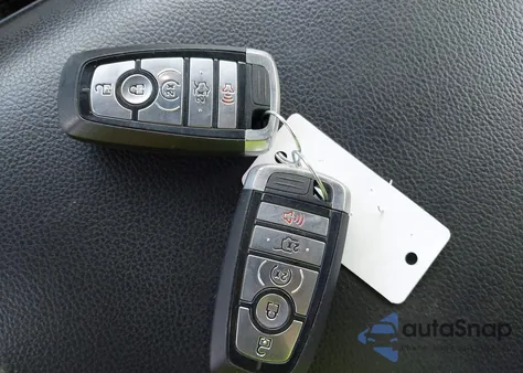 2019 Ford Expedition Xlt from USA, damaged, VIN 1FMJU1HTXKEA52606